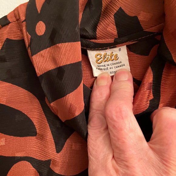 Elite size 8 black and copper blouse - Picture 3 of 5